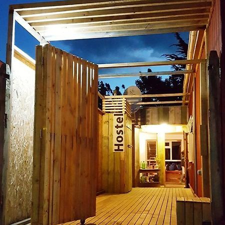 Treehouse Patagonia Hostel Puerto Natales Kültér fotó