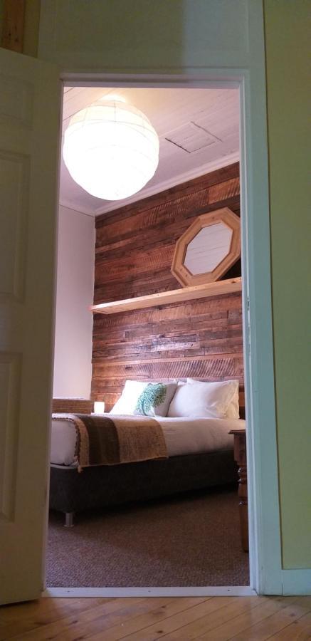 Treehouse Patagonia Hostel Puerto Natales Kültér fotó