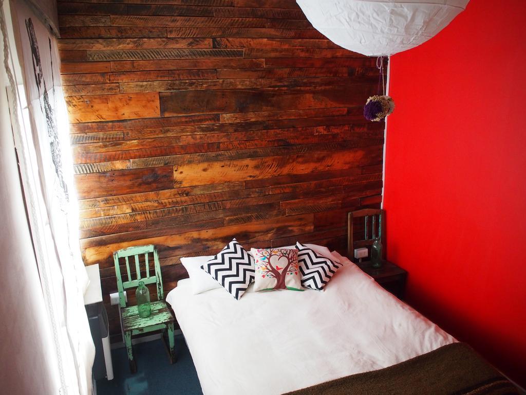 Treehouse Patagonia Hostel Puerto Natales Kültér fotó