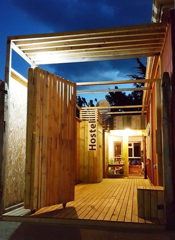 Treehouse Patagonia Hostel Puerto Natales Kültér fotó
